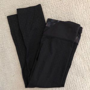 black patterned cropped lululemon leggings size 4